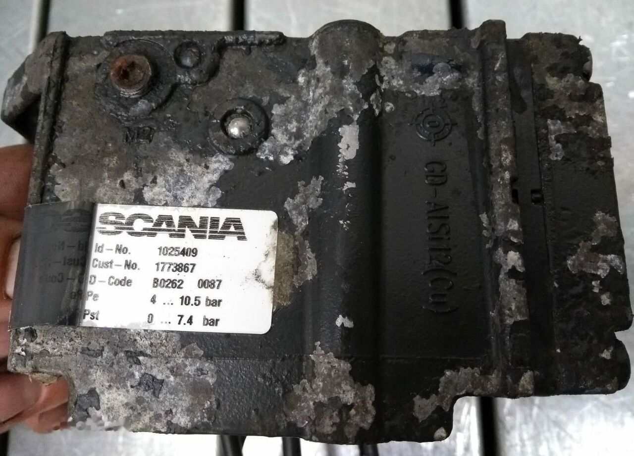 Scania RETARDER - Valve for Truck: picture 2 Scania RETARDER - Valve for Truck: picture 2