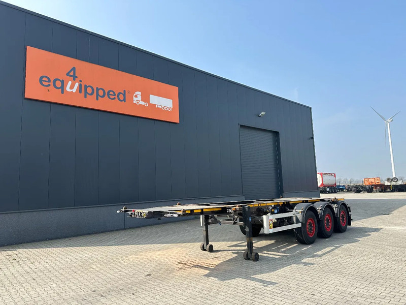 Burg 20FT ADR (EX/II, EX/III, FL, AT) Chassis, Leergewicht : 3.690kg, SAF INTRADISC, 2x Liftachse, NL-Chassis, APK/ADR: 07-2025 - Container transporter/ Swap body semi-trailer: picture 1 Burg 20FT ADR (EX/II, EX/III, FL, AT) Chassis, Leergewicht : 3.690kg, SAF INTRADISC, 2x Liftachse, NL-Chassis, APK/ADR: 07-2025 - Container transporter/ Swap body semi-trailer: picture 1