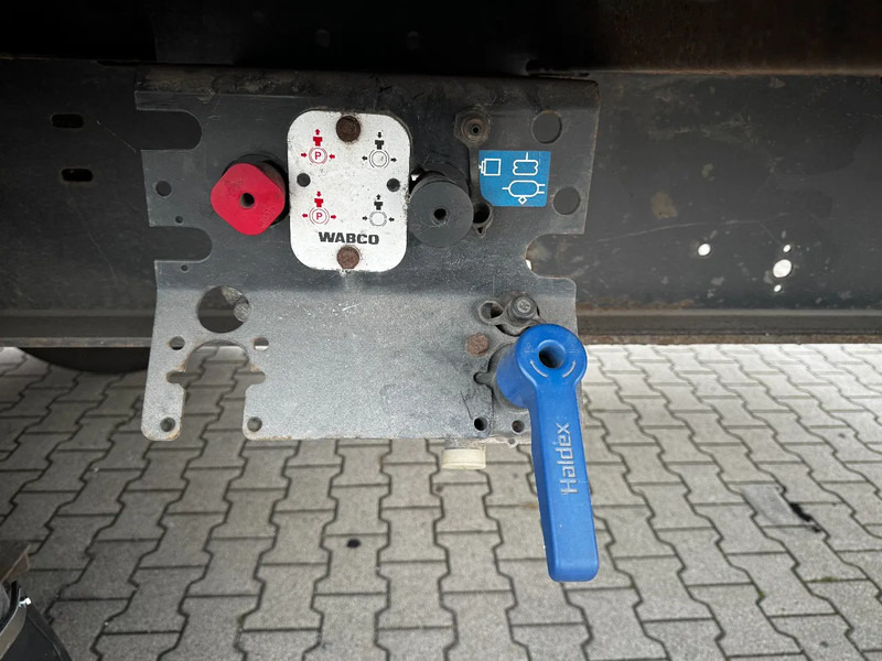 Curtainsider semi-trailer Kögel SAF INTRADISC, Internal height: 2.80m, NL-trailer: picture 15