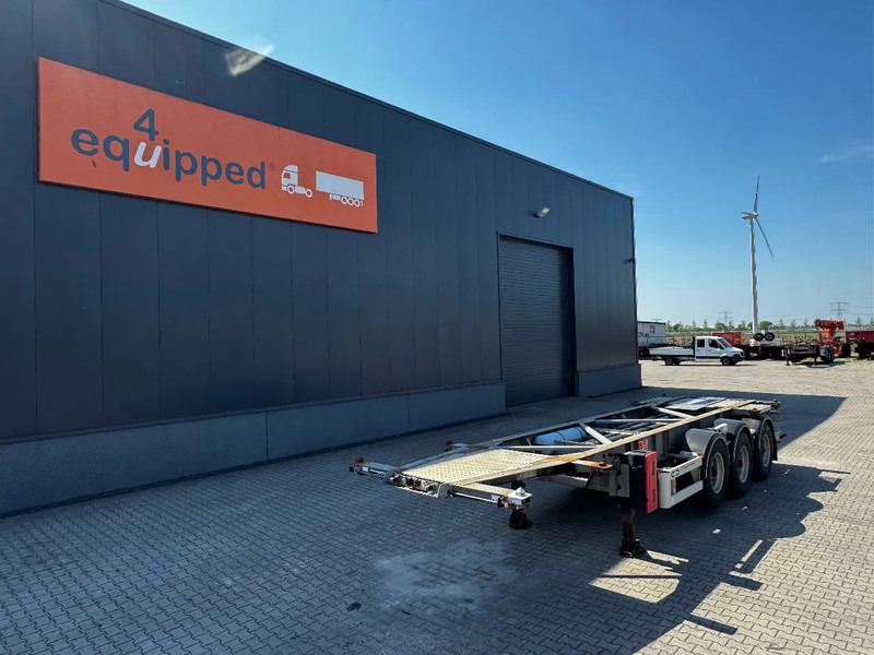 Van Hool 20FT/30FT, ADR (EX/II, EX/III, FL, AT), BPW + drum, ALCOA, galvanized, liftaxle, NL-Chassis, 80% tyres - Container transporter/ Swap body semi-trailer: picture 1 Van Hool 20FT/30FT, ADR (EX/II, EX/III, FL, AT), BPW + drum, ALCOA, galvanized, liftaxle, NL-Chassis, 80% tyres - Container transporter/ Swap body semi-trailer: picture 1