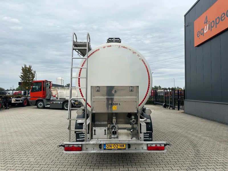 Van Hool FOOD / RVS chassis / empty weight: 5.860kg / 29.500L / 1-comp.+ 1 baffel / discbrakes / NL / APK: 05/2026 - Tank semi-trailer: picture 5 Van Hool FOOD / RVS chassis / empty weight: 5.860kg / 29.500L / 1-comp.+ 1 baffel / discbrakes / NL / APK: 05/2026 - Tank semi-trailer: picture 5