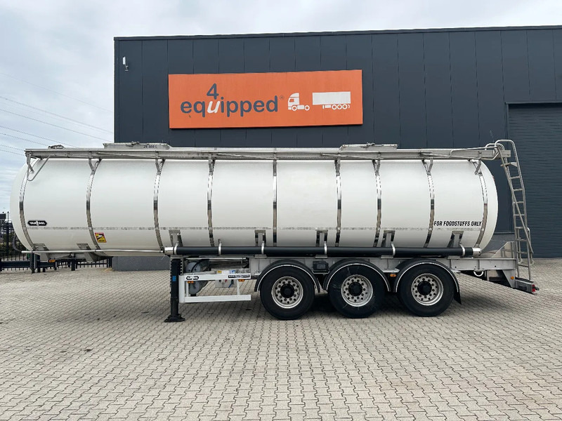 Van Hool FOOD / RVS chassis / empty weight: 5.860kg / 29.500L / 1-comp.+ 1 baffel / discbrakes / NL / APK: 05/2026 - Tank semi-trailer: picture 2 Van Hool FOOD / RVS chassis / empty weight: 5.860kg / 29.500L / 1-comp.+ 1 baffel / discbrakes / NL / APK: 05/2026 - Tank semi-trailer: picture 2