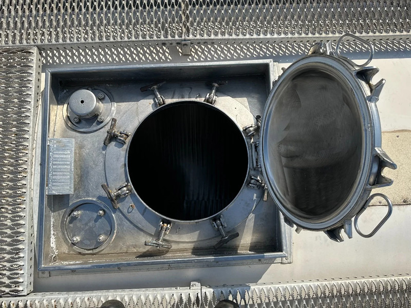 Storage tank for transportation of fuel Welfit Oddy 25.980L/1-COMP, 20FT ISO, UN PORTABLE T11: picture 16