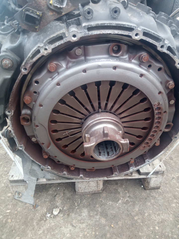 Daf XF106 - Engine: picture 4 Daf XF106 - Engine: picture 4