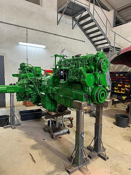 John Deere 4955 - Farm tractor: picture 4 John Deere 4955 - Farm tractor: picture 4