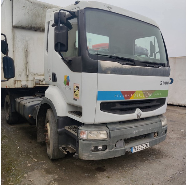 Renault 400 - Tractor unit: picture 2 Renault 400 - Tractor unit: picture 2