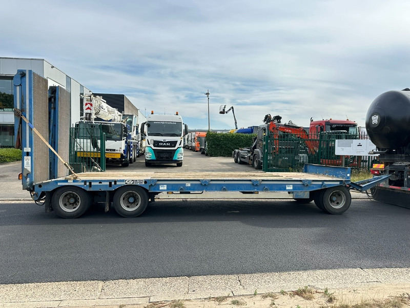 Gheysen en Verpoort R3VA 30T DIEPLADER / LOWLOADER / TIEFLADER / PORTE CHAR - HYDR RAMPEN - BLADVERING / LAMES / BLATT - Low loader trailer: picture 3 Gheysen en Verpoort R3VA 30T DIEPLADER / LOWLOADER / TIEFLADER / PORTE CHAR - HYDR RAMPEN - BLADVERING / LAMES / BLATT - Low loader trailer: picture 3