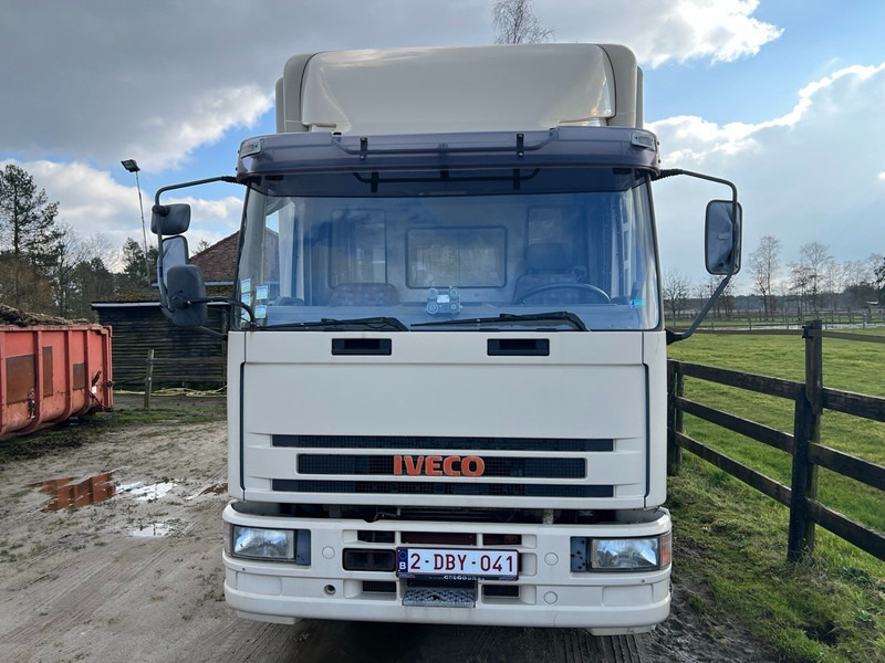 Iveco 120E18 - 3 HORSES - MANUAL - STEEL SUSPENSION - Box van: picture 3 Iveco 120E18 - 3 HORSES - MANUAL - STEEL SUSPENSION - Box van: picture 3