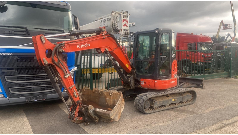 Kubota U48-4 FULL HYDR FUNCTIONS - *2300h* - BLADE - A/C - 3 BUCKETS - Mini excavator: picture 1 Kubota U48-4 FULL HYDR FUNCTIONS - *2300h* - BLADE - A/C - 3 BUCKETS - Mini excavator: picture 1