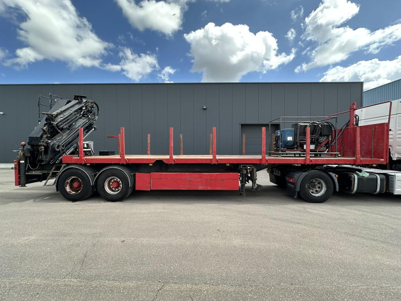 Kwb 2-AXLES PLATFORM + CRANE + HIAB 377 E-4 HIPRO + JIB 100X-3 + RADIO + ROTATOR - SAF axles - AIR SUSPENISION - BELGIAN REG. - Dropside/ Flatbed semi-trailer: picture 4 Kwb 2-AXLES PLATFORM + CRANE + HIAB 377 E-4 HIPRO + JIB 100X-3 + RADIO + ROTATOR - SAF axles - AIR SUSPENISION - BELGIAN REG. - Dropside/ Flatbed semi-trailer: picture 4