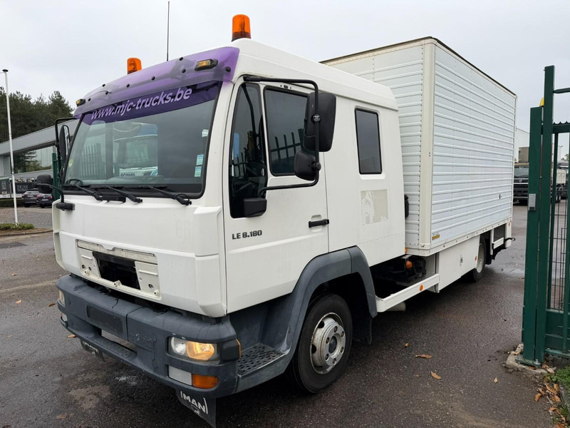 MAN LE 8.180 CLOSED BOX / KOFFER - DOKA - MANUAL GEARBOX - *248.000km* - STEEL SPRING / BLATT / LAMES - BE TRUCK - Box truck: picture 3 MAN LE 8.180 CLOSED BOX / KOFFER - DOKA - MANUAL GEARBOX - *248.000km* - STEEL SPRING / BLATT / LAMES - BE TRUCK - Box truck: picture 3