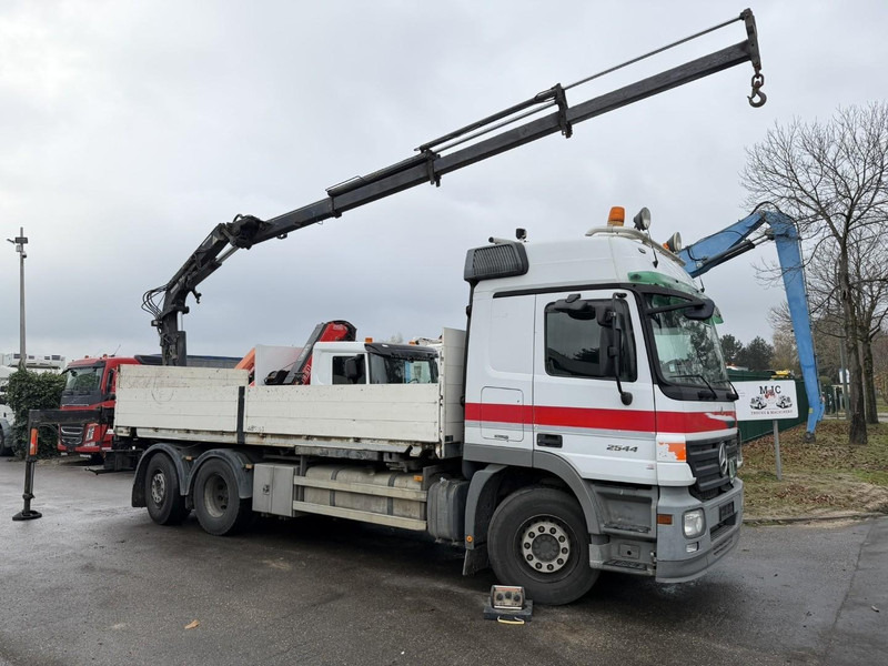 Mercedes-Benz ACTROS 2544 6x2 MP2 + CRANE ATLAS 165.2E (3x HYDR) - RADIO - *FULL AIR* - LIFT + STEERING AXLE - *299.000km* - PLATFORM 6m50 - Crane truck: picture 1 Mercedes-Benz ACTROS 2544 6x2 MP2 + CRANE ATLAS 165.2E (3x HYDR) - RADIO - *FULL AIR* - LIFT + STEERING AXLE - *299.000km* - PLATFORM 6m50 - Crane truck: picture 1