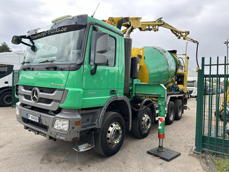 Mercedes-Benz ACTROS 3241 8x4 PUMI PM M 21-3 (21m) Putzmeister - *238.000km* / 1586H - EPS - BLADVERING / NAAFREDUCTIE - Concrete pump truck: picture 4 Mercedes-Benz ACTROS 3241 8x4 PUMI PM M 21-3 (21m) Putzmeister - *238.000km* / 1586H - EPS - BLADVERING / NAAFREDUCTIE - Concrete pump truck: picture 4