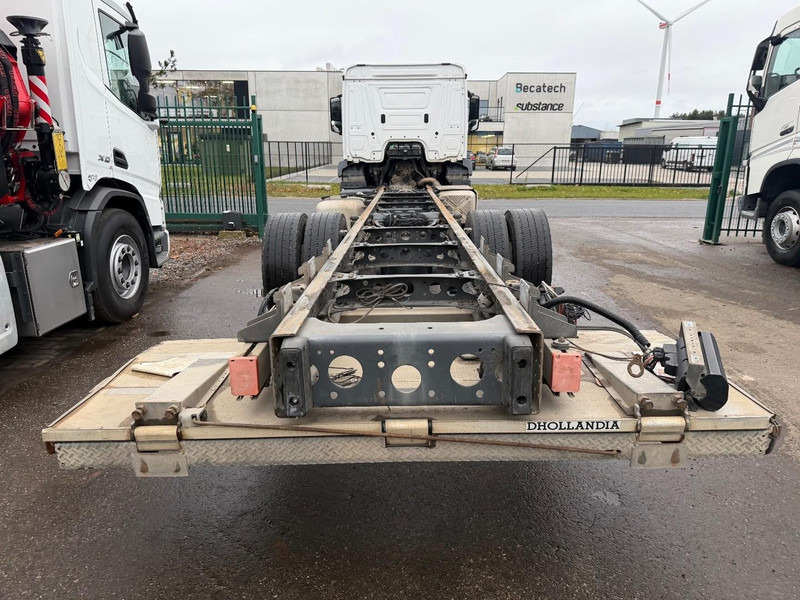 Mercedes-Benz ANTOS 1830 - 4x2 (8m90) CHASSIS CABINE - 19T - A/C - TAILLIFT - *440.000km* - EURO 6 - ENGINE + GEARBOX + CHASSIS = OK - Cab chassis truck: picture 5 Mercedes-Benz ANTOS 1830 - 4x2 (8m90) CHASSIS CABINE - 19T - A/C - TAILLIFT - *440.000km* - EURO 6 - ENGINE + GEARBOX + CHASSIS = OK - Cab chassis truck: picture 5