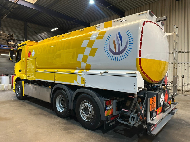 Mercedes-Benz ANTOS 2632 6x2 FUEL TANKER 16.000L - 4 COMP - DIESEL / PETROL - EURO 6 - LIFT / STEERING AXLE - BE TRUCK - Tank truck: picture 4 Mercedes-Benz ANTOS 2632 6x2 FUEL TANKER 16.000L - 4 COMP - DIESEL / PETROL - EURO 6 - LIFT / STEERING AXLE - BE TRUCK - Tank truck: picture 4