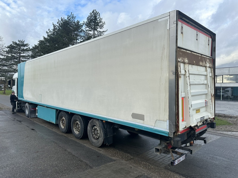 TURBO'S HOET 3-AXLES SAF + THERMOKING SLXe 200 + TAILLIFT - TUV 05/2025 - DISC BRAKES - AIR SUSPENSION - Refrigerator semi-trailer: picture 3 TURBO'S HOET 3-AXLES SAF + THERMOKING SLXe 200 + TAILLIFT - TUV 05/2025 - DISC BRAKES - AIR SUSPENSION - Refrigerator semi-trailer: picture 3