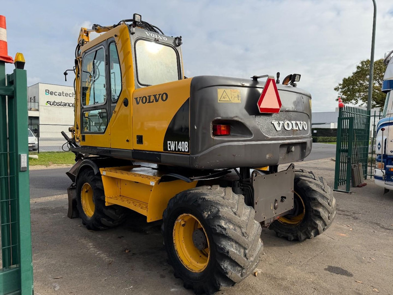 Volvo EW 140 B *FULL HYDR* - BLADE - 10.485h - TILT BUCKET -  CE - NL MACHINE - GOOD CONDITION - Wheel excavator: picture 4 Volvo EW 140 B *FULL HYDR* - BLADE - 10.485h - TILT BUCKET -  CE - NL MACHINE - GOOD CONDITION - Wheel excavator: picture 4