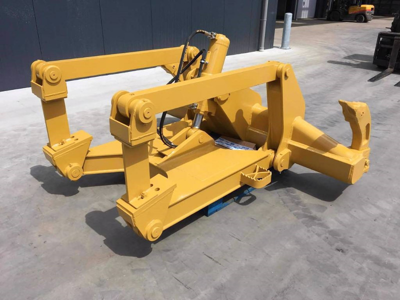 Cat D6T - Attachment for Construction machinery: picture 3 Cat D6T - Attachment for Construction machinery: picture 3