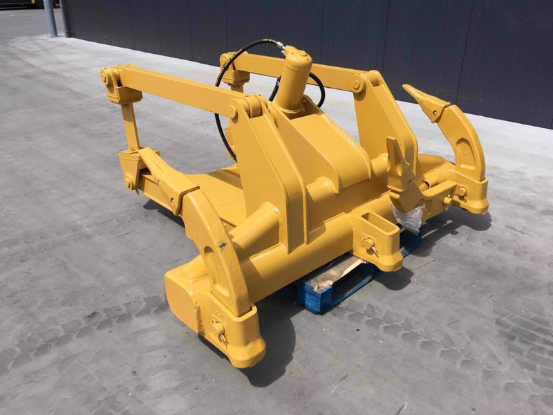 Cat D6T - Attachment for Construction machinery: picture 2 Cat D6T - Attachment for Construction machinery: picture 2