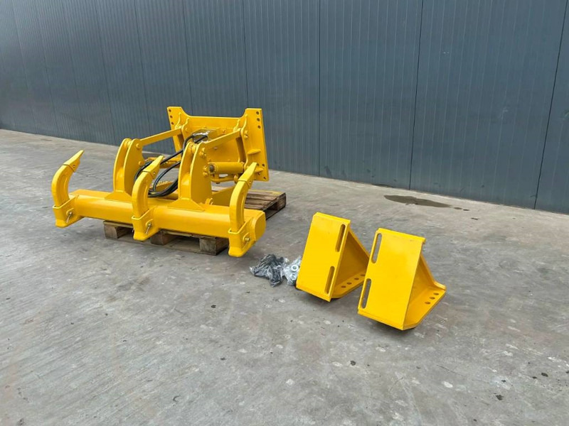 Komatsu D37 - Attachment for Construction machinery: picture 3 Komatsu D37 - Attachment for Construction machinery: picture 3