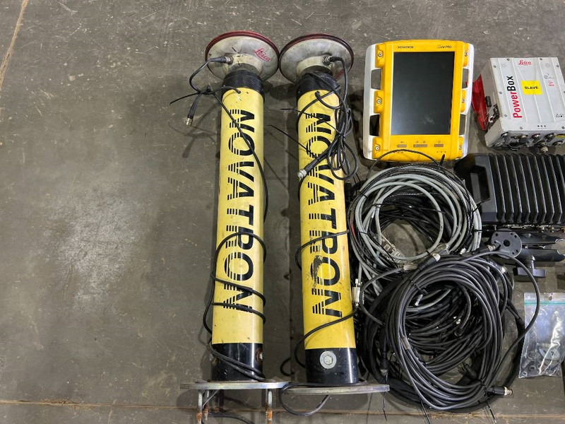 Leica Novatron MNS1250 GG GPS - Attachment for Construction machinery: picture 5 Leica Novatron MNS1250 GG GPS - Attachment for Construction machinery: picture 5