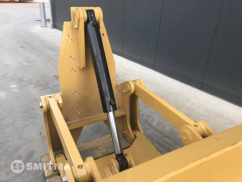 Cat 140K - Blade for Construction machinery: picture 5 Cat 140K - Blade for Construction machinery: picture 5