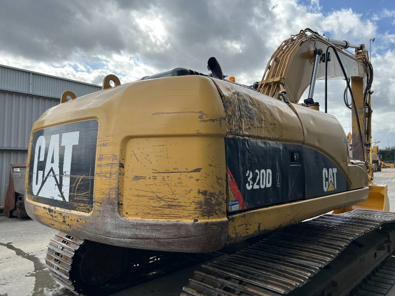 Crawler excavator Cat 320D L: picture 6