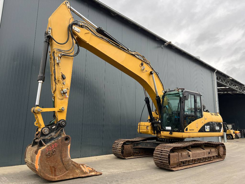 Cat 323D L - Crawler excavator: picture 1 Cat 323D L - Crawler excavator: picture 1
