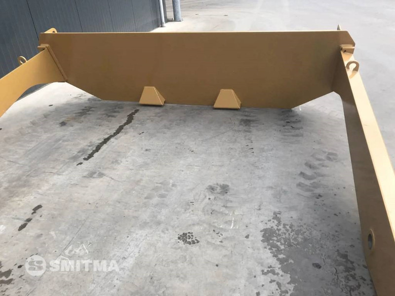 Cat 730C2 - Tail lift for Construction machinery: picture 3 Cat 730C2 - Tail lift for Construction machinery: picture 3