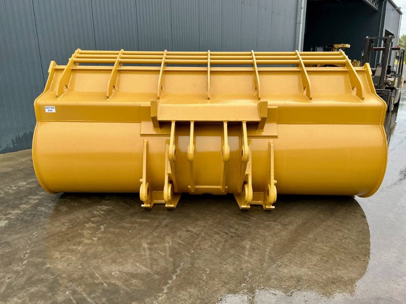 Cat 980K incl. cutting edge + side protectors - Bucket for Construction machinery: picture 3 Cat 980K incl. cutting edge + side protectors - Bucket for Construction machinery: picture 3