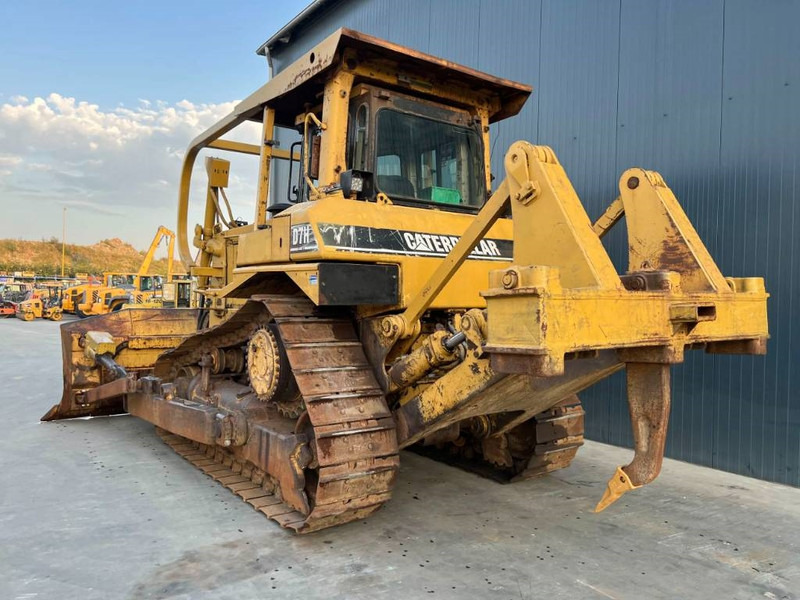 Cat D7H - Bulldozer: picture 2 Cat D7H - Bulldozer: picture 2