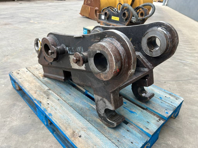 Quick coupler for Construction machinery Gjerstad Volvo S1 - 320D: picture 7