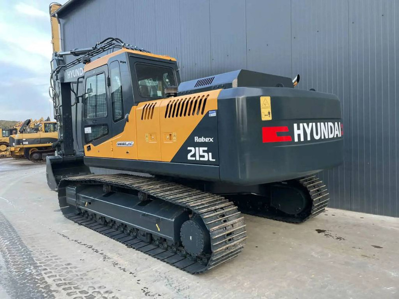 Hyundai R215L - Crawler excavator: picture 2 Hyundai R215L - Crawler excavator: picture 2
