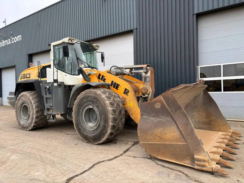 Liebherr L580 - Wheel loader: picture 3 Liebherr L580 - Wheel loader: picture 3