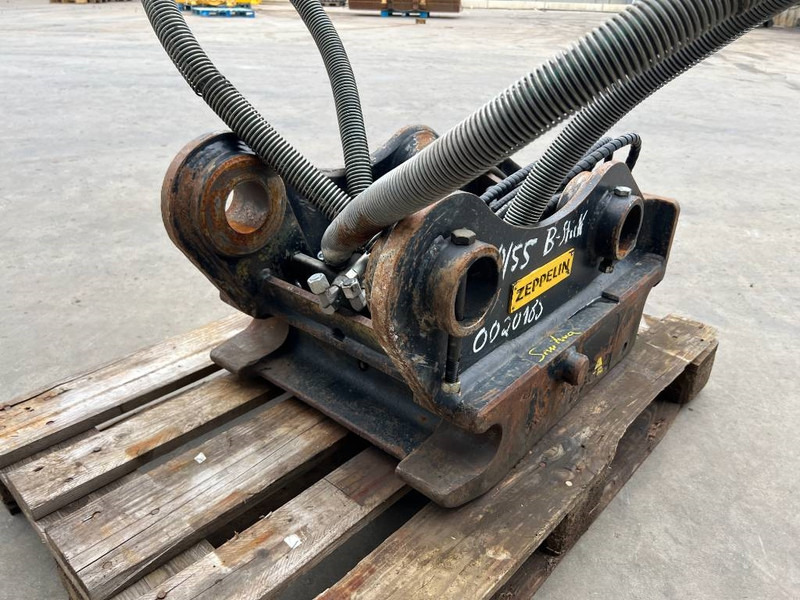 OilQuick OQ70/55 - 320F - Quick coupler for Construction machinery: picture 5 OilQuick OQ70/55 - 320F - Quick coupler for Construction machinery: picture 5