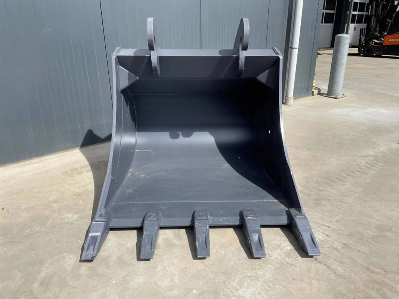 Smitma CW40 1.20m 18-23t - Bucket for Construction machinery: picture 4 Smitma CW40 1.20m 18-23t - Bucket for Construction machinery: picture 4