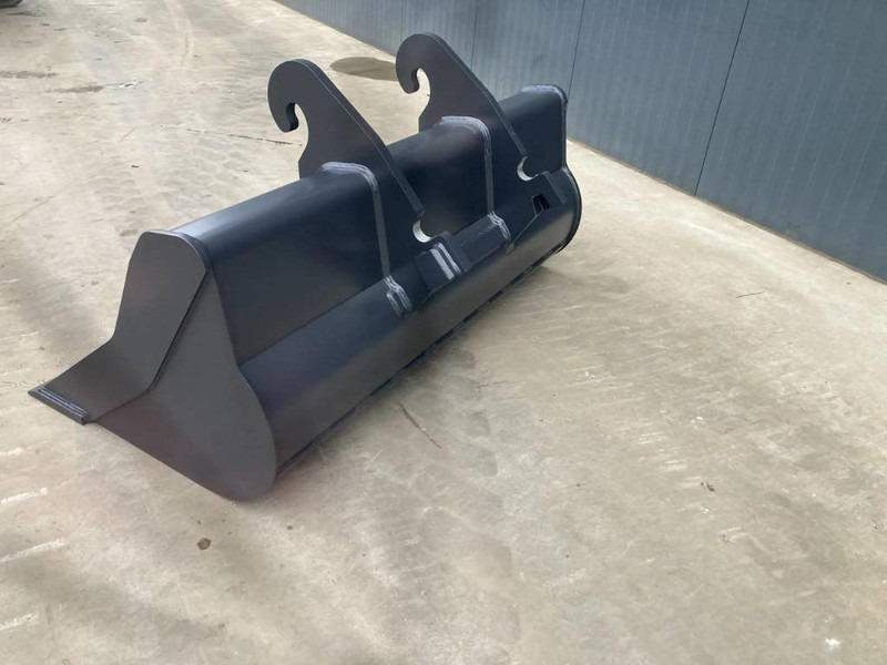 Smitma CW40 1.80m - Bucket for Construction machinery: picture 2 Smitma CW40 1.80m - Bucket for Construction machinery: picture 2