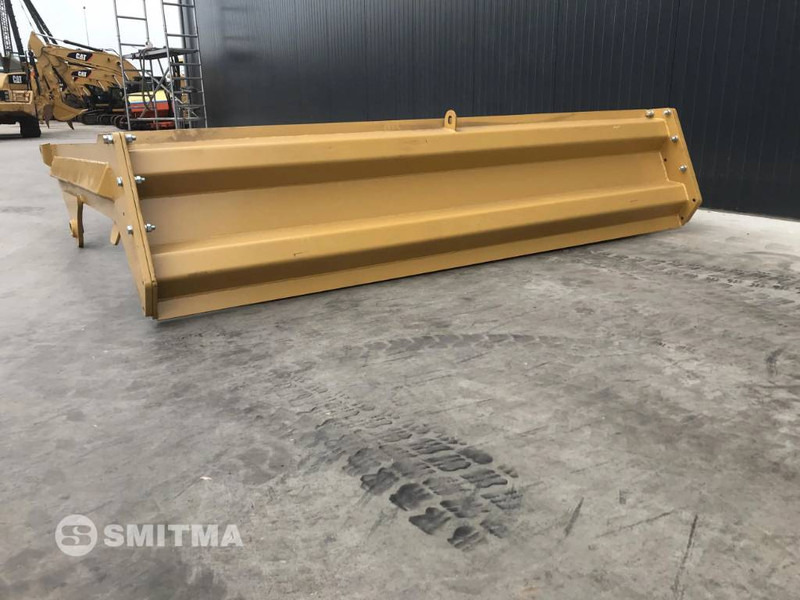 New Tail lift for Construction machinery Volvo A30D: picture 6