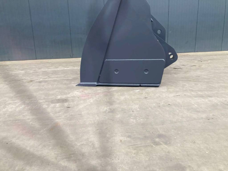 Volvo L110G - Bucket for Construction machinery: picture 5 Volvo L110G - Bucket for Construction machinery: picture 5