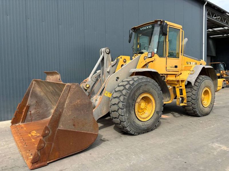 Volvo L120E - Wheel loader: picture 1 Volvo L120E - Wheel loader: picture 1