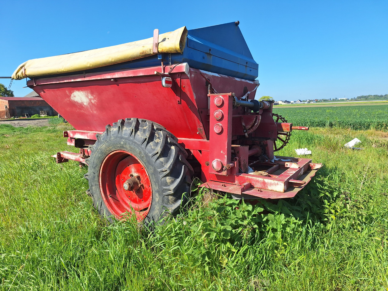 BREDAL B4 - Fertilizer spreader: picture 4 BREDAL B4 - Fertilizer spreader: picture 4
