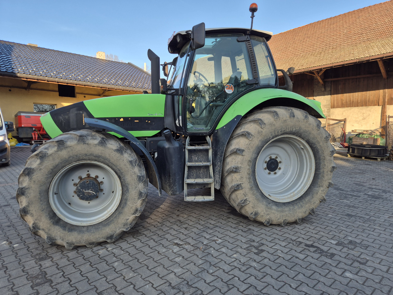 DEUTZ-FAHR Agrotron M650 - Farm tractor: picture 2 DEUTZ-FAHR Agrotron M650 - Farm tractor: picture 2