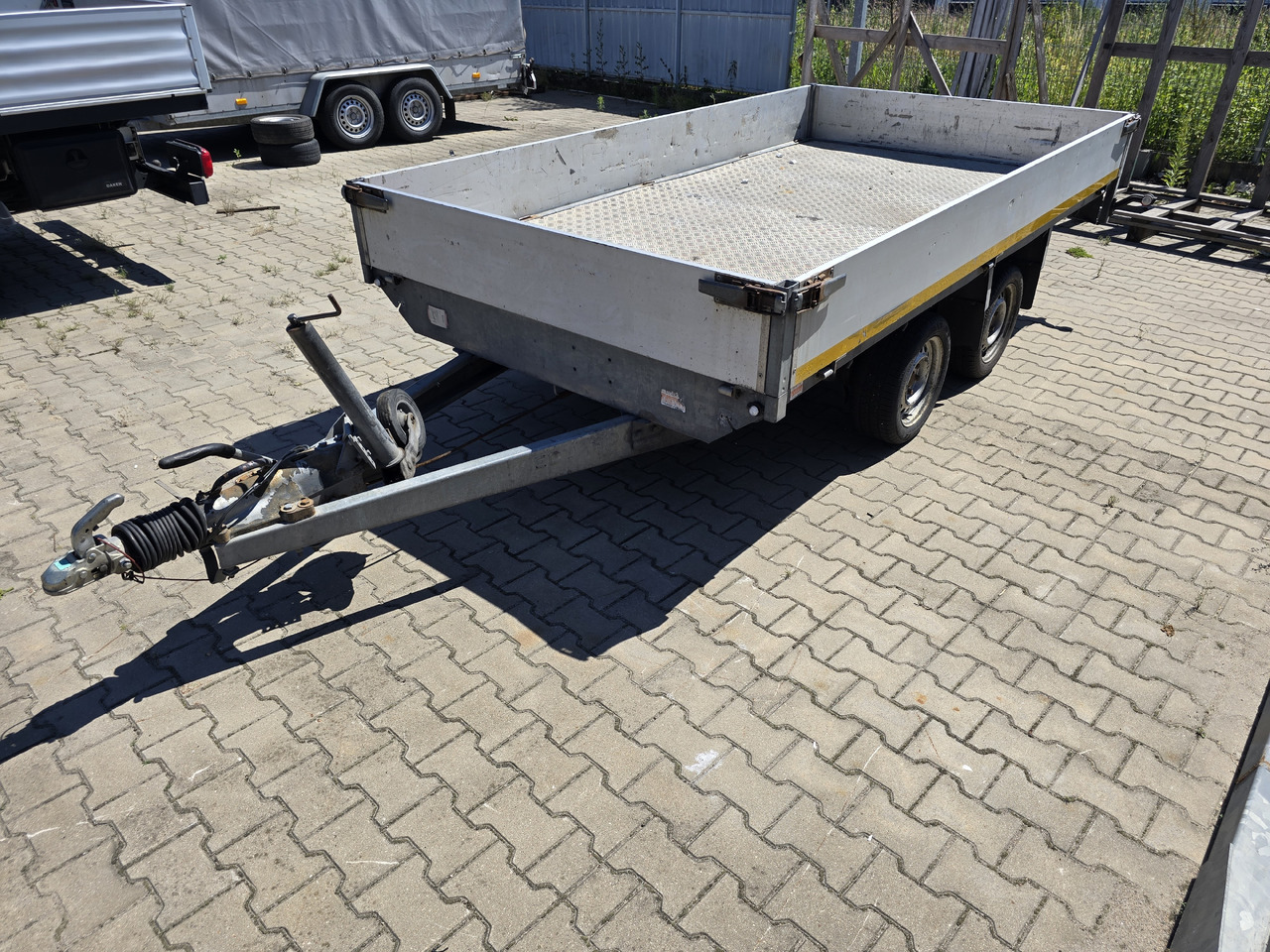 EDUARD 4 - Car trailer: picture 3 EDUARD 4 - Car trailer: picture 3