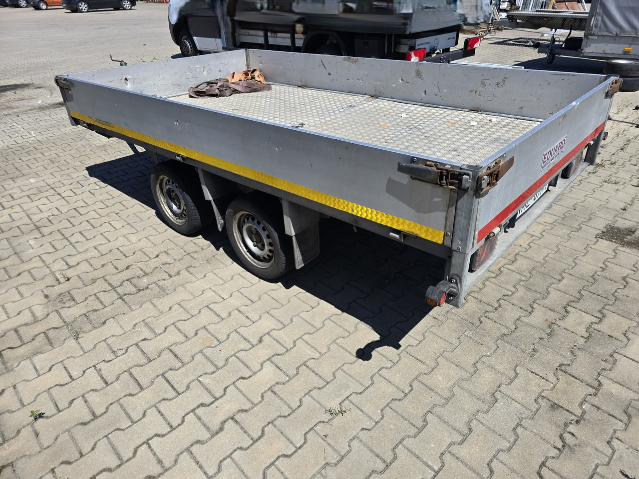 EDUARD 4 - Car trailer: picture 4 EDUARD 4 - Car trailer: picture 4