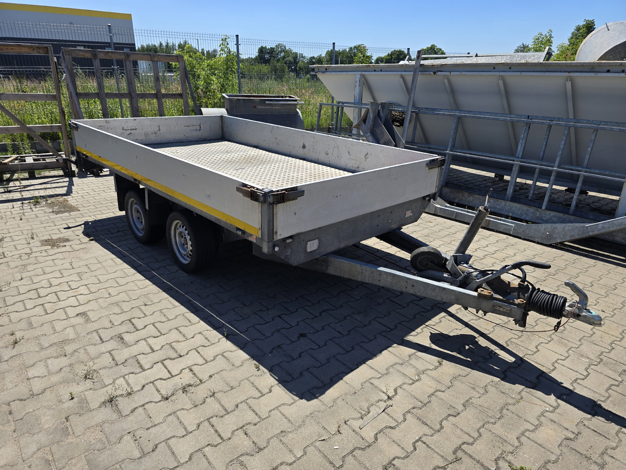 EDUARD 4 - Car trailer: picture 1 EDUARD 4 - Car trailer: picture 1