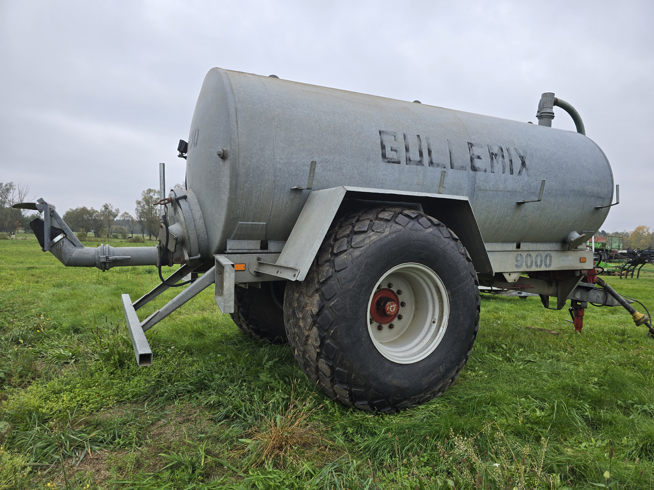 GULLEMIX 9000 - Slurry tanker: picture 1 GULLEMIX 9000 - Slurry tanker: picture 1