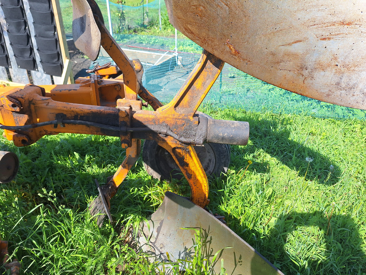 HUARD 465 - Plow: picture 4 HUARD 465 - Plow: picture 4