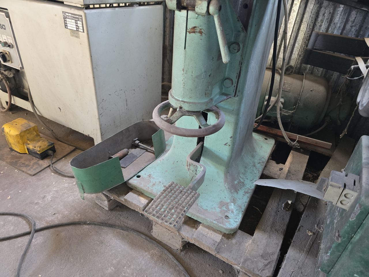 I.B. BRUUN & SON A/S DAN 263 - Woodworking machinery: picture 5 I.B. BRUUN & SON A/S DAN 263 - Woodworking machinery: picture 5