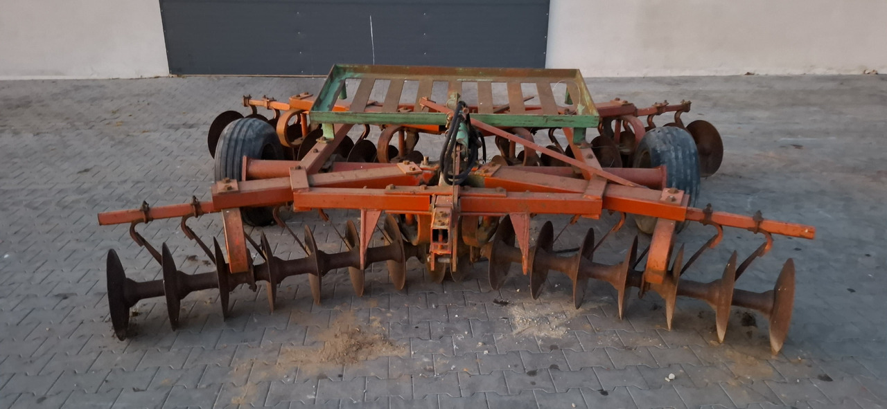 Kverneland 4 m - Disc harrow: picture 2 Kverneland 4 m - Disc harrow: picture 2