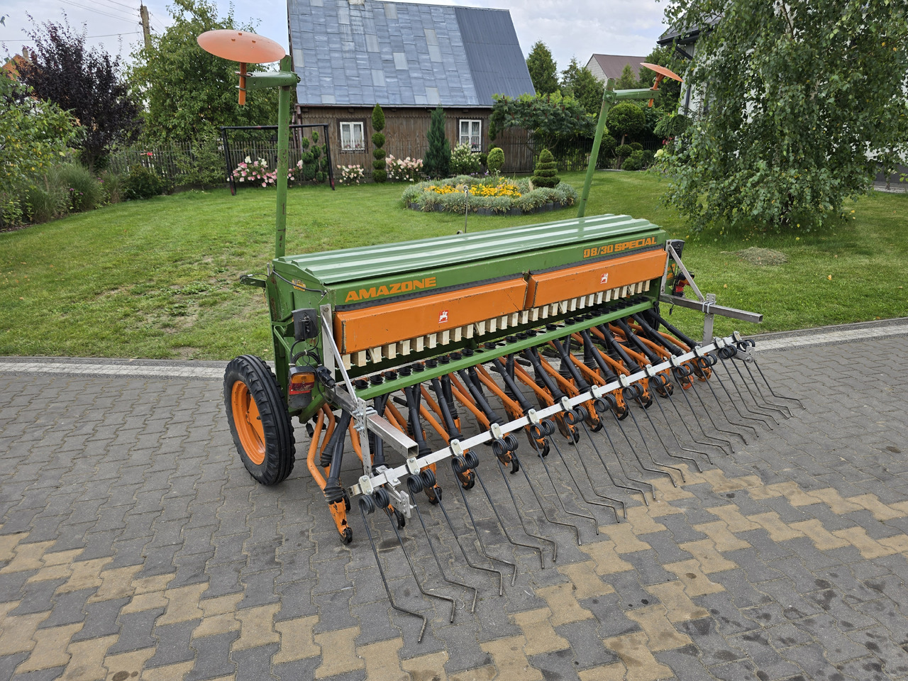Amazone D8/30 SPECIAL - Sowing equipment: picture 2 Amazone D8/30 SPECIAL - Sowing equipment: picture 2